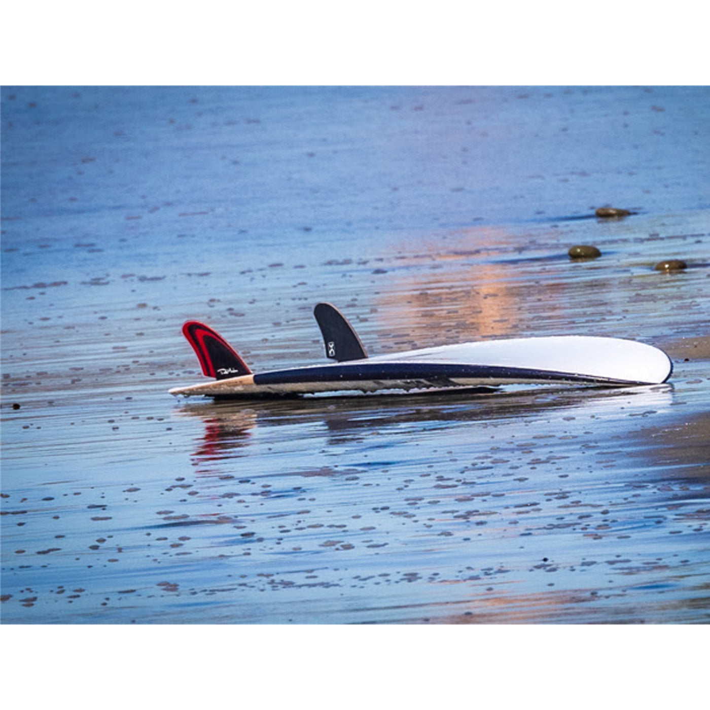 Endorfins TWIN - Machado Twin Keel double tab - Red / Black (SCREWS INTO FCSII FIN BOX)