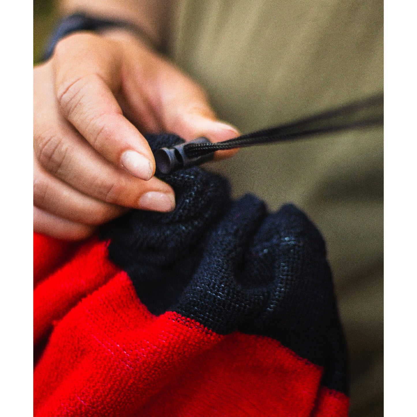 Veia Bag - 7'0 Explorer Surfboard Sock - Red