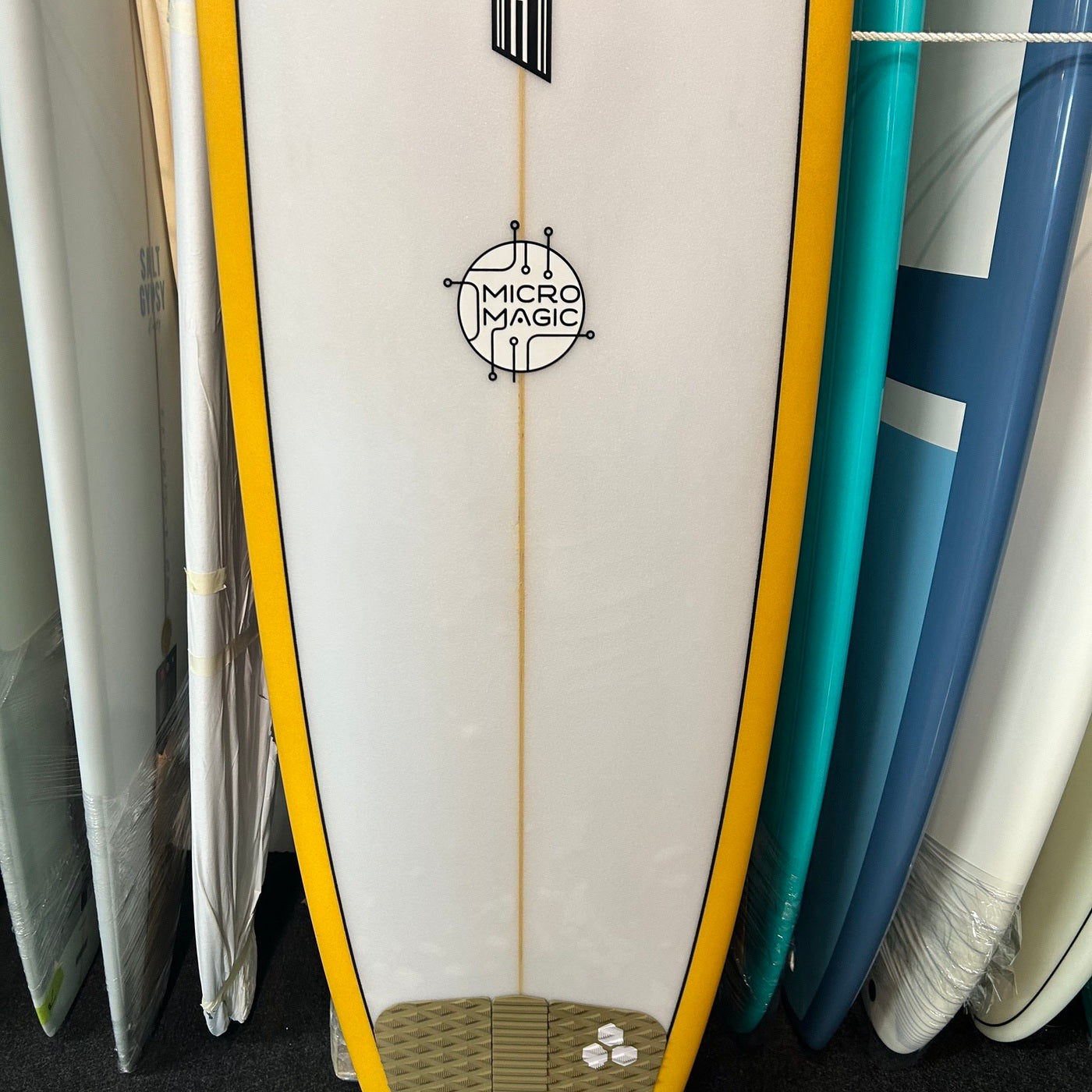 Walden - Micro Magic 6'4 - Fusion Poly FCS2 USED*