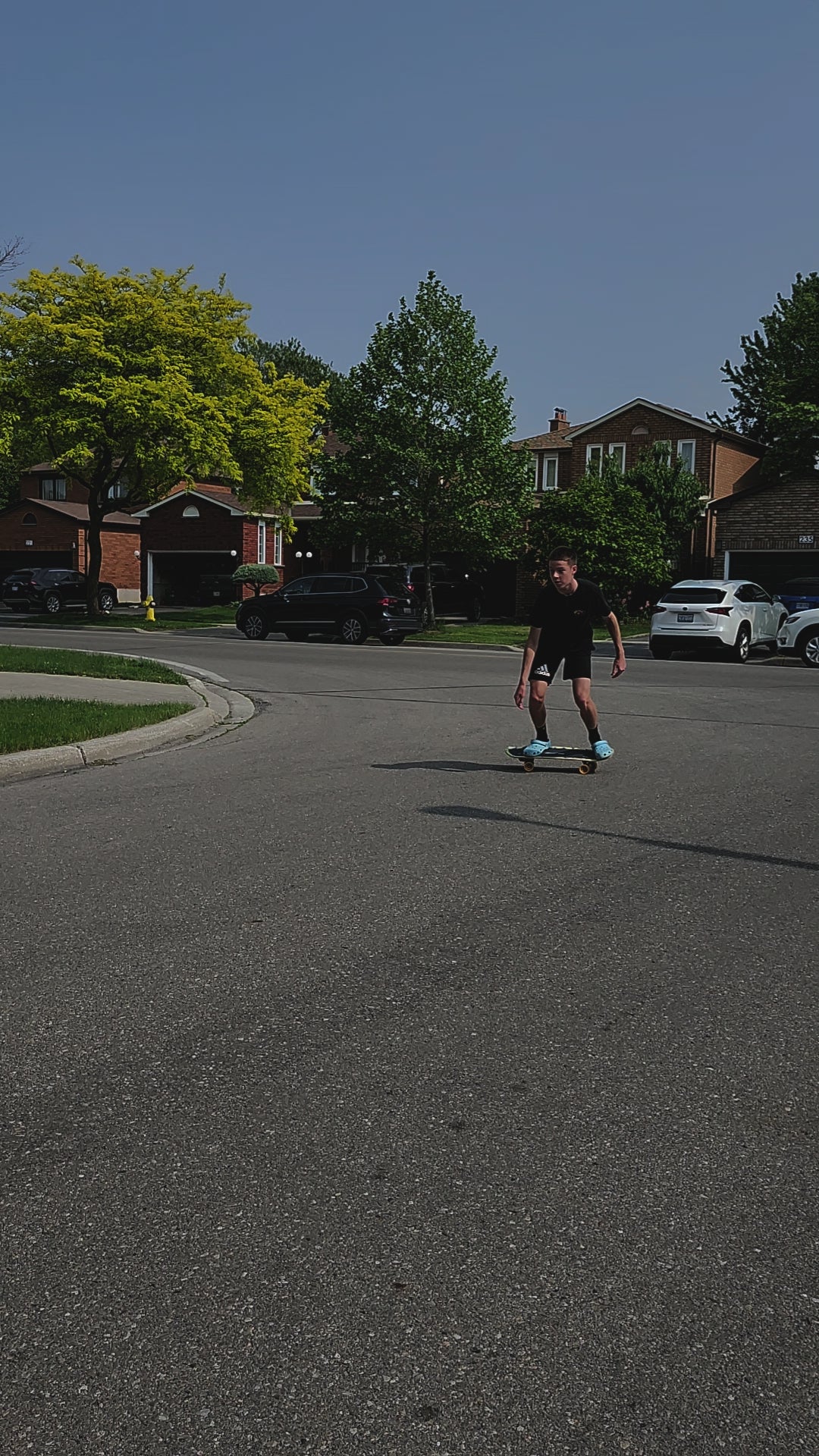 Load and play video in Gallery viewer, YOW Kirra 30" Surfskate - Grom Series