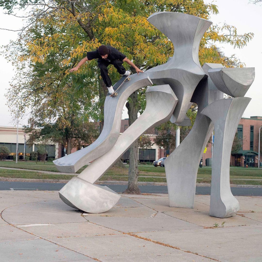 Santa Cruz - Screaming Hand Mini 30 x 7.75