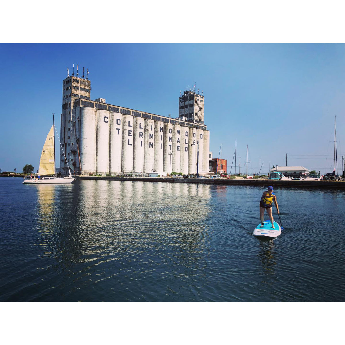 Blu Wave - Armada 10.6 Thermo-Molded ABS SUP - Blu/White
