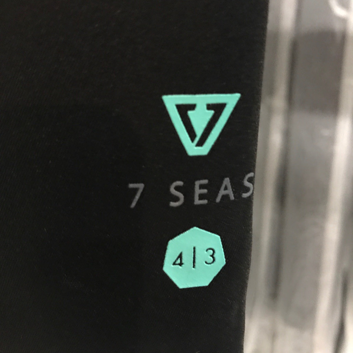 4/3 Mens Vissla 7 Seas FULL Chest Zip - Black