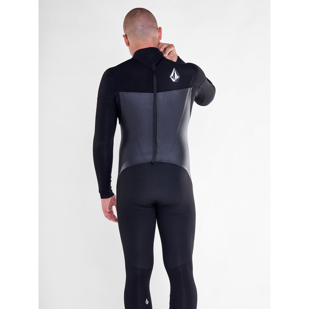 4/3mm Men's Volcom Back Zip Fullsuit (with inner liner)