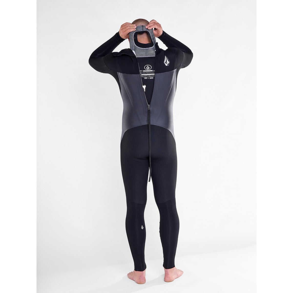 4/3mm Men's Volcom Back Zip Fullsuit (with inner liner)