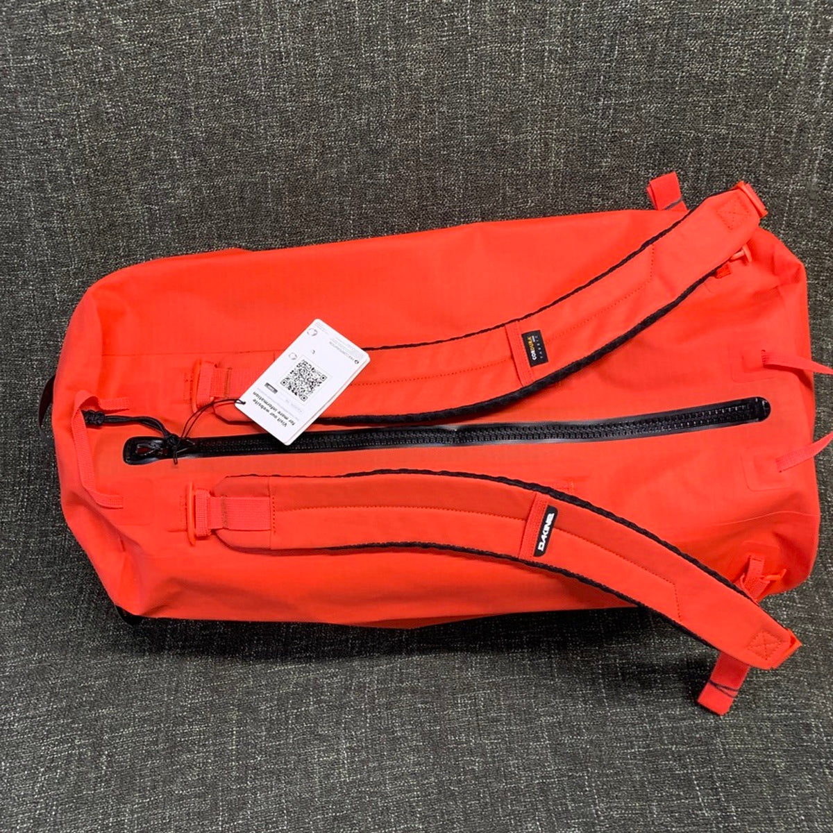 Travel Luggage - Dakine Cyclone Hydroseal Duffle / Backpack 60L - Sunflare
