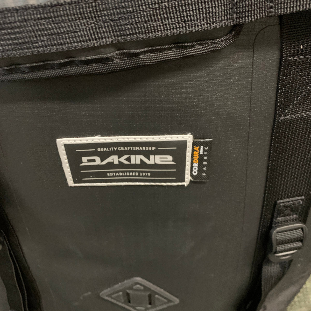 Travel Luggage - Dakine Cyclone Tote Backpack 27L - Cyclone Black