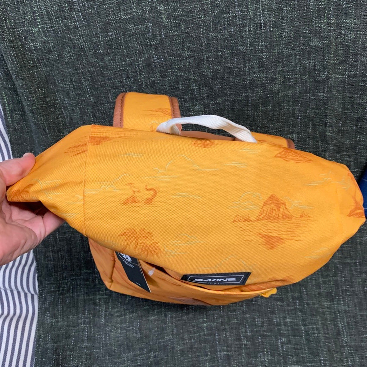 Travel Luggage - Dakine Mission Surf Roll Top Backpack 28L - Oceanfront