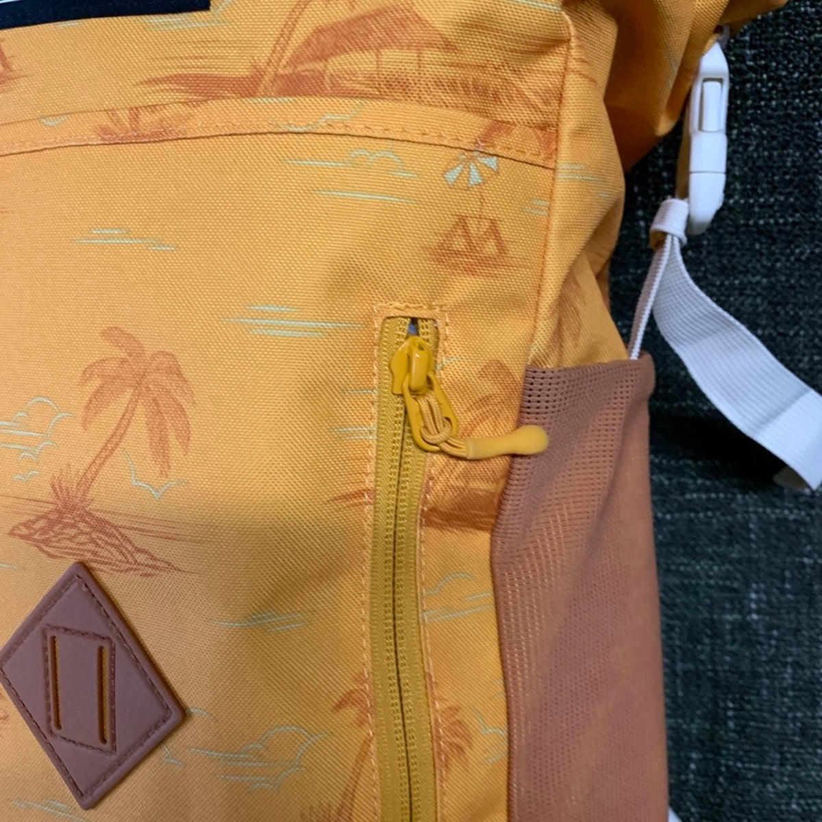 Travel Luggage - Dakine Mission Surf Roll Top Backpack 28L - Oceanfront