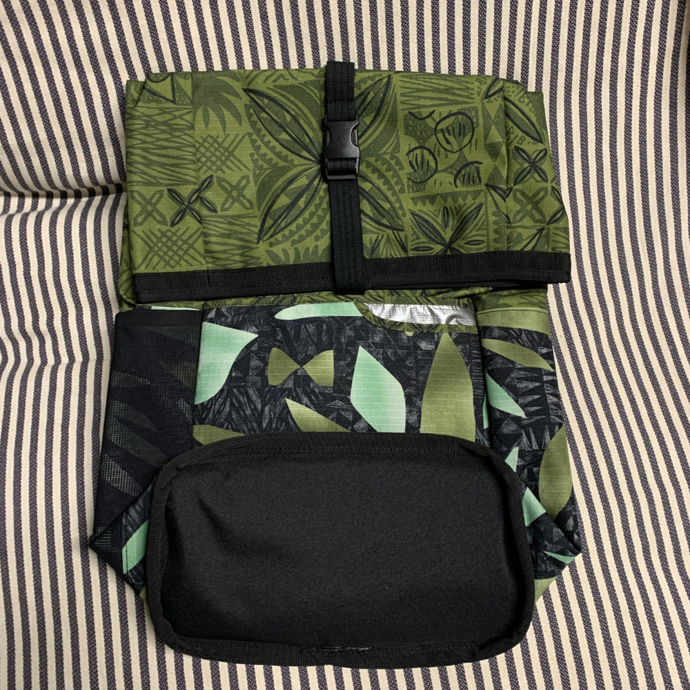 
                  
                    Travel Luggage - Dakine Section Roll Top Backpack Wet/Dry 28L - Platelunch
                  
                