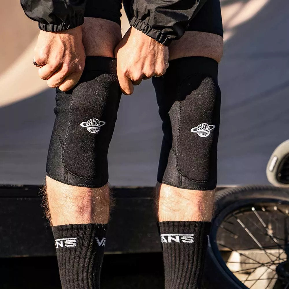 Protective Gear (Skate) - Space Brace Dennis Enarson Signature Knee Pads