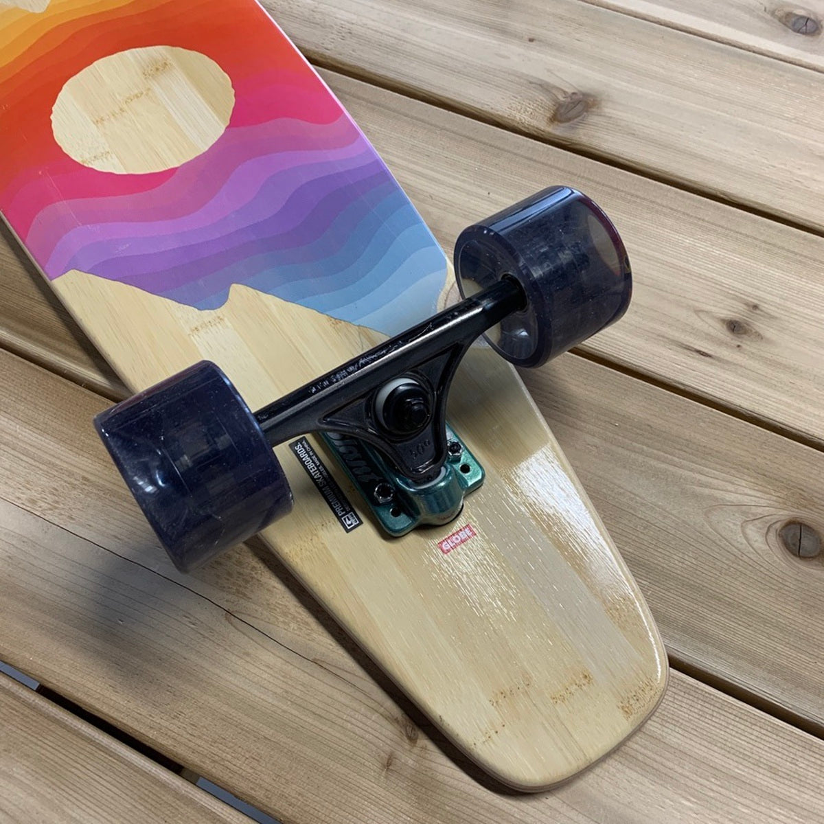 Globe - Arcadia Cruiser - Bamboo/Mountains