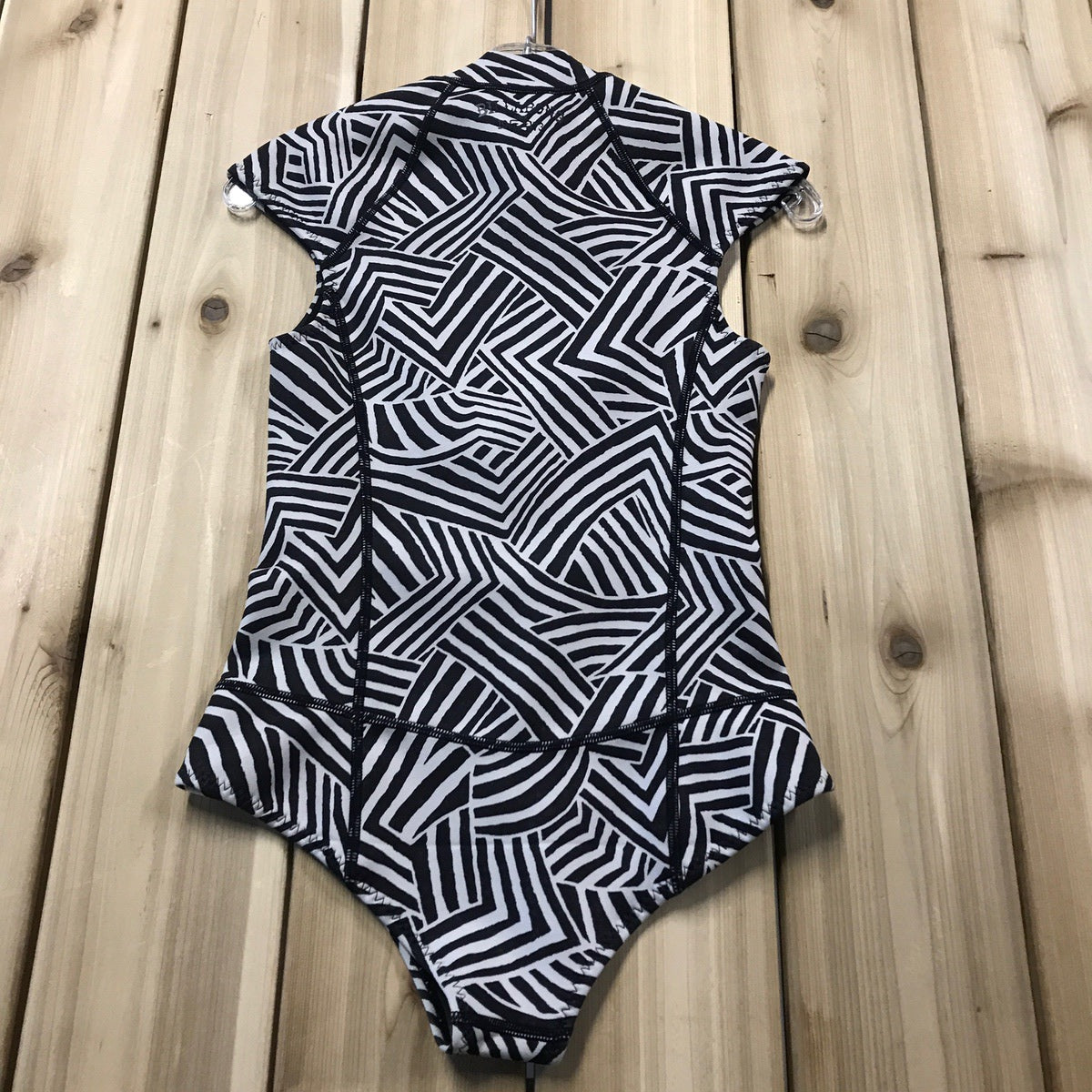 1mm Women’s Billabong CAPTAIN SLVLS SPRING BLV Size 4