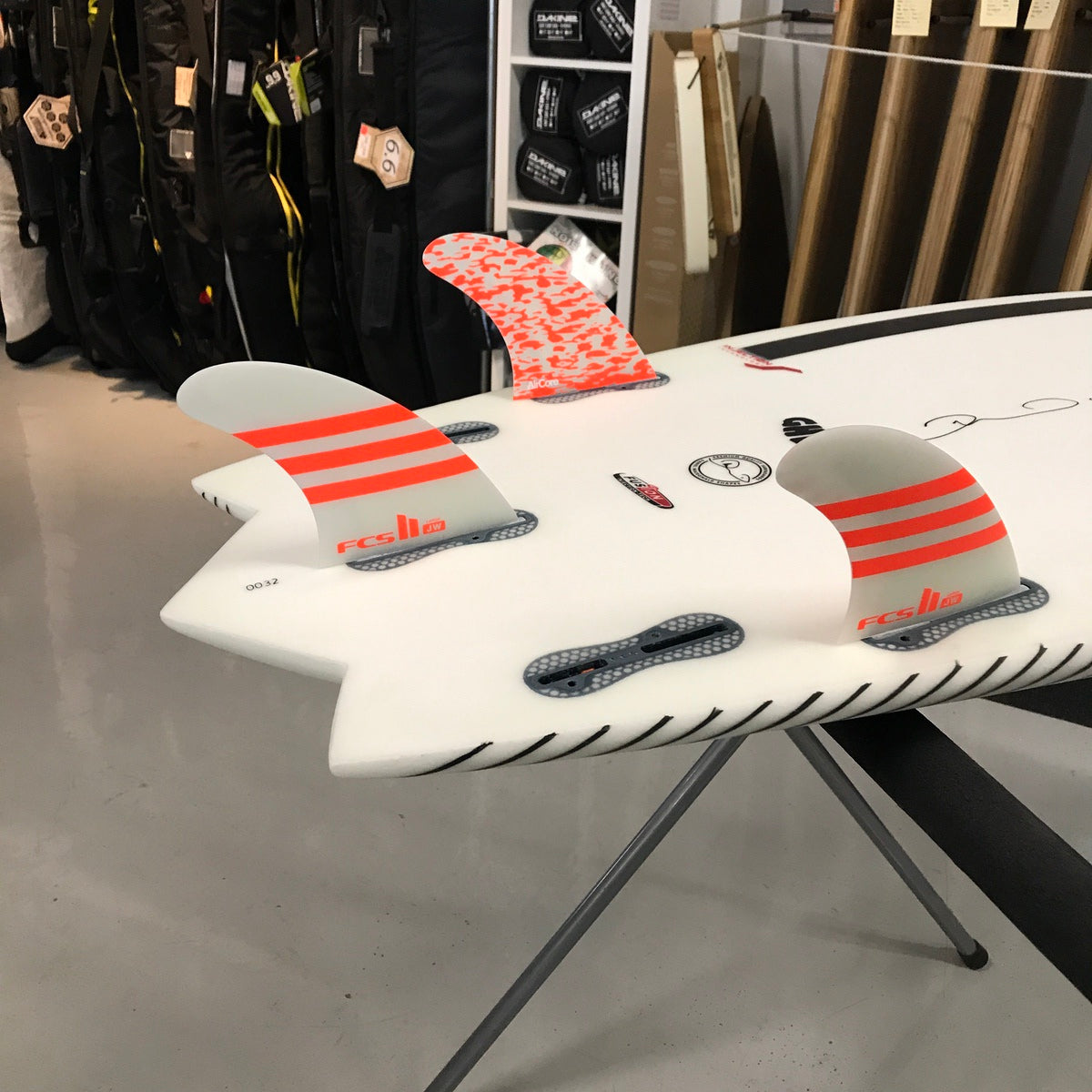 FCS II THRUSTER - Julian Wilson PC AIRCORE Tri Fins Large - Orange/White