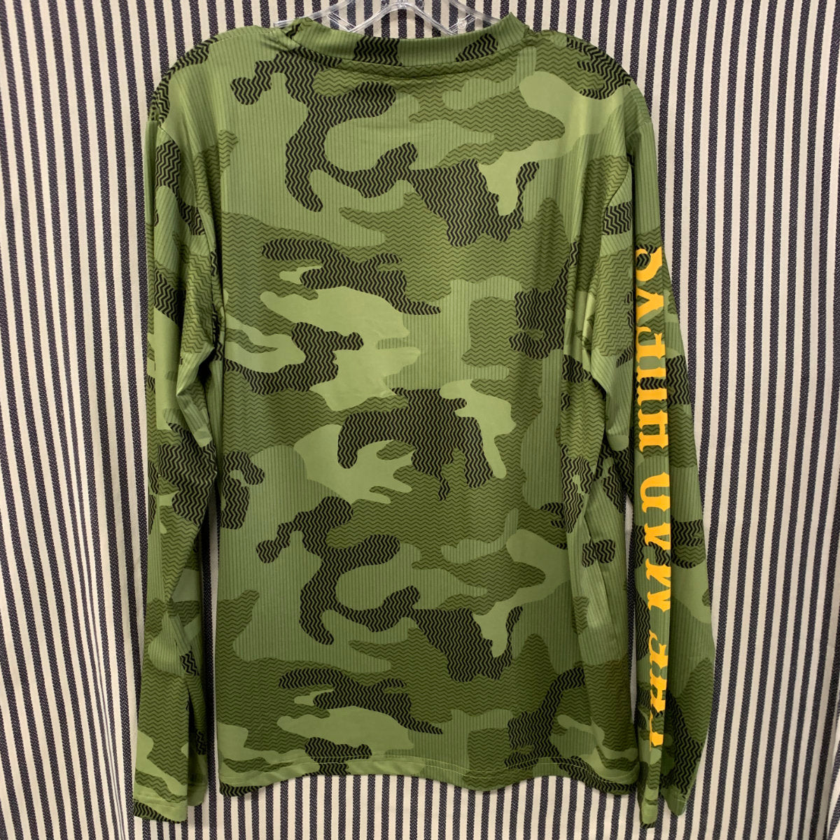 Mens Rashie - The Mad Hueys loose fit LS