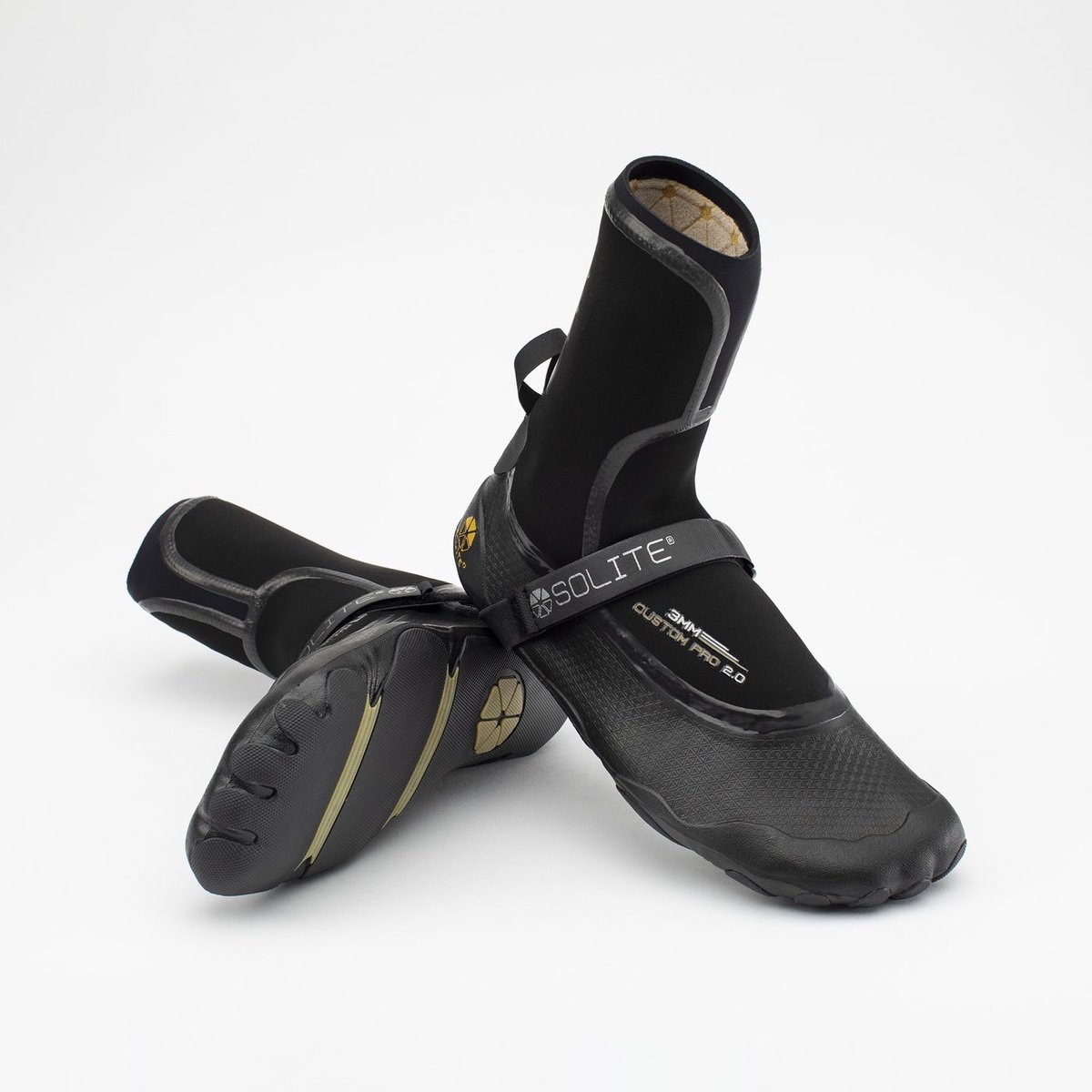 Booties 3mm SOLITE Custom Pro 2.0 (Black/Gum) Includes Heat Booster Socks