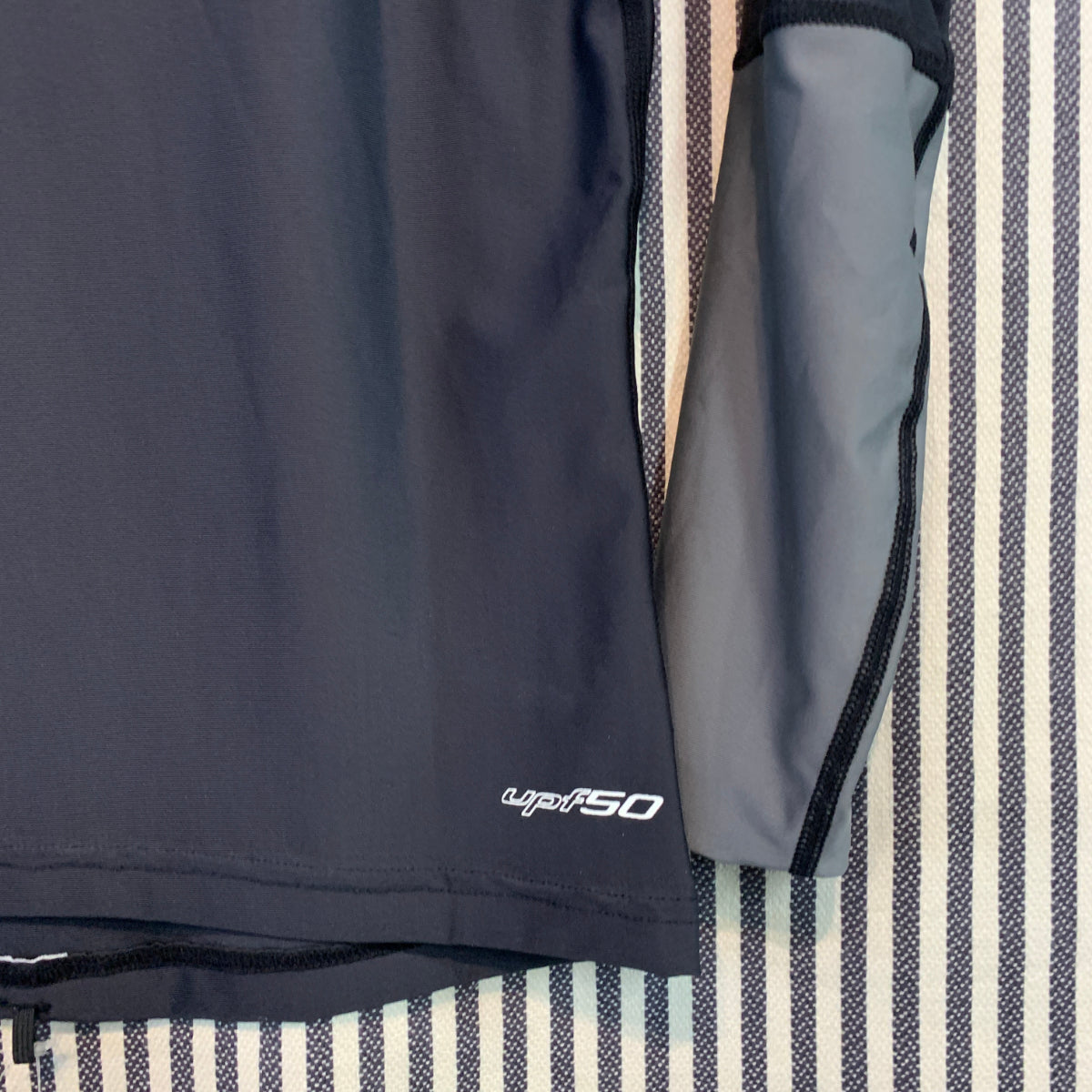 Womens Rashie - Dakine Flow Snug Fit Long Sleeve - Black