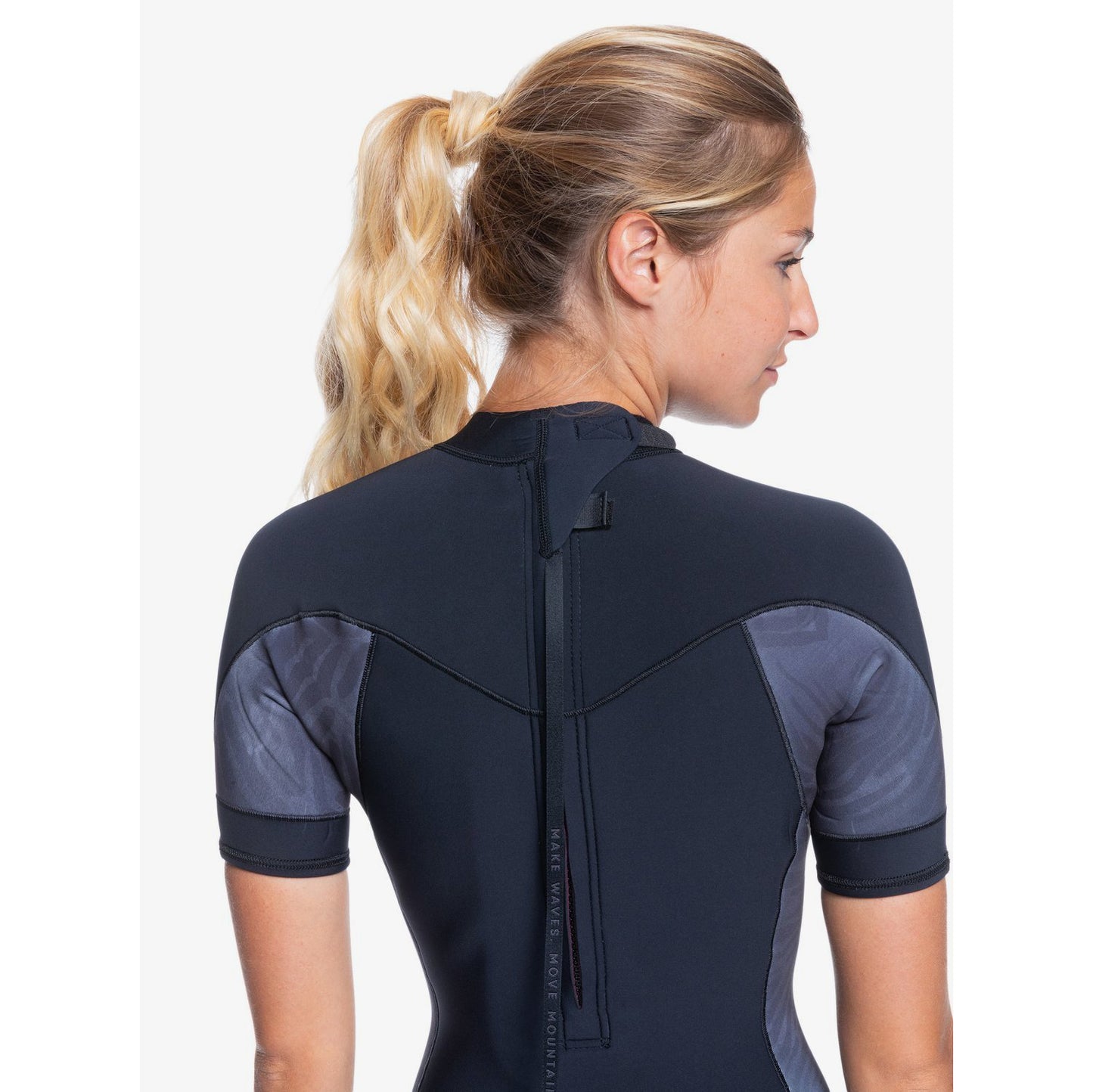 
                  
                    2/2mm Roxy  Syncro Back Zip Springsuit - Jet Black **1-2 WEEKS 🚚**
                  
                