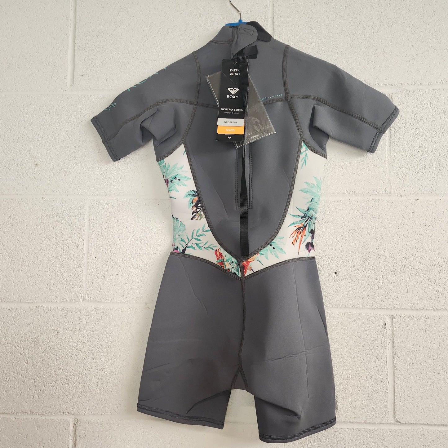 
                  
                    2mm Girl's Roxy Syncro Short Sleeve Spring Wetsuit - Ash/Pistaccio
                  
                