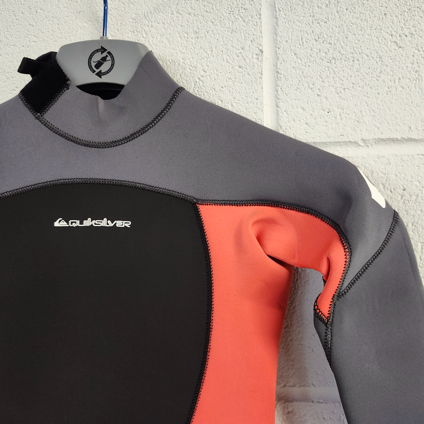 
                  
                    3/2 Boy's Quiksilver Prologue GBS Back Zip Wetsuit - Cayenne - Surf Ontario
                  
                
