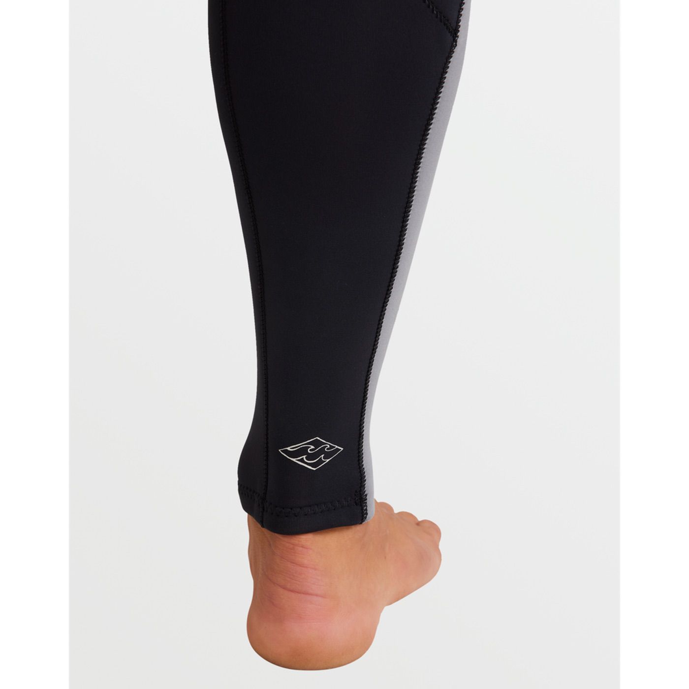 
                  
                    3/2 Men's Billabong Absolute Natural Back Zip Fullsuit - Surf Ontario
                  
                