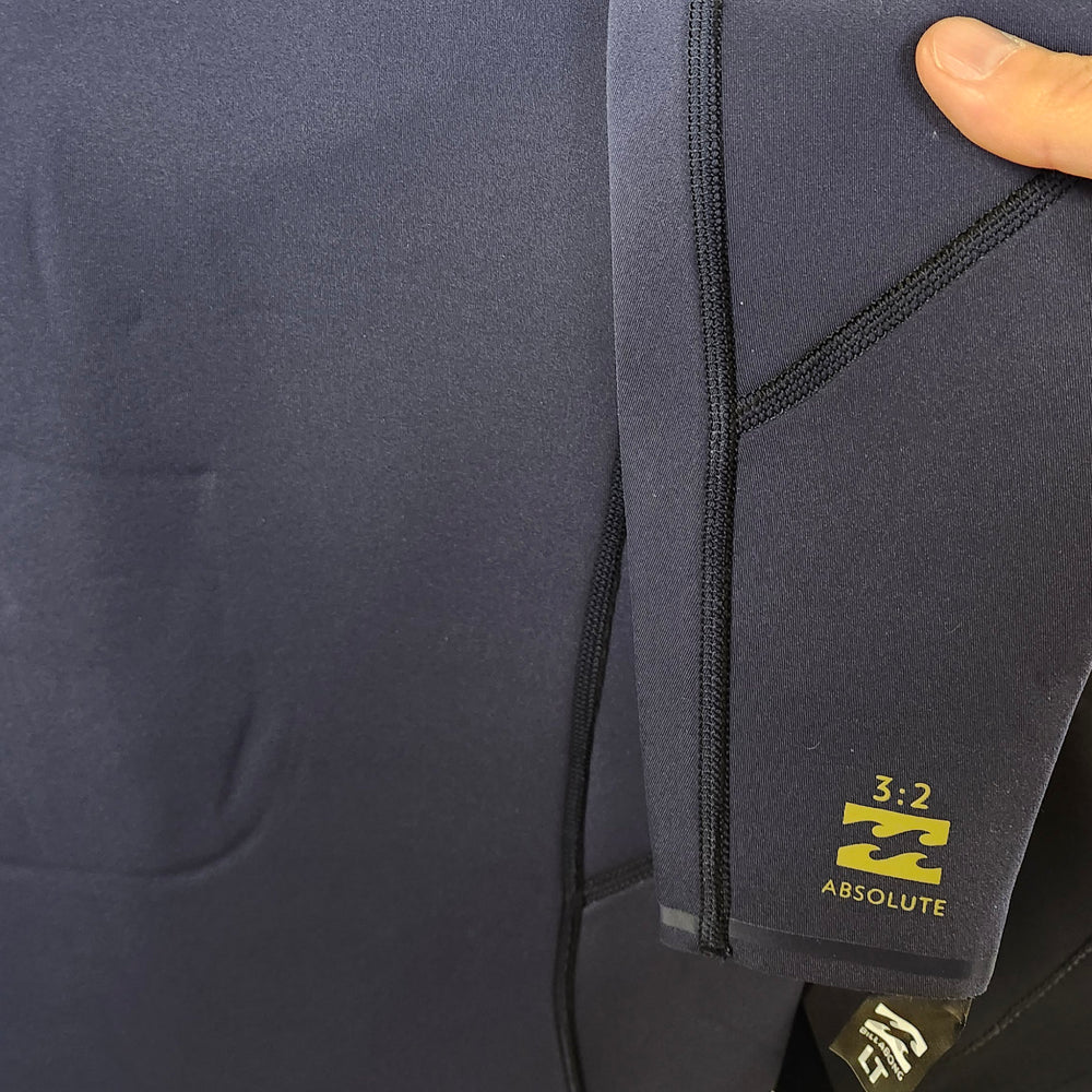 
                  
                    3/2 Mens Billabong Absolute Back Zip Flatlock Full Wetsuit - Navy blue with Gold logo
                  
                