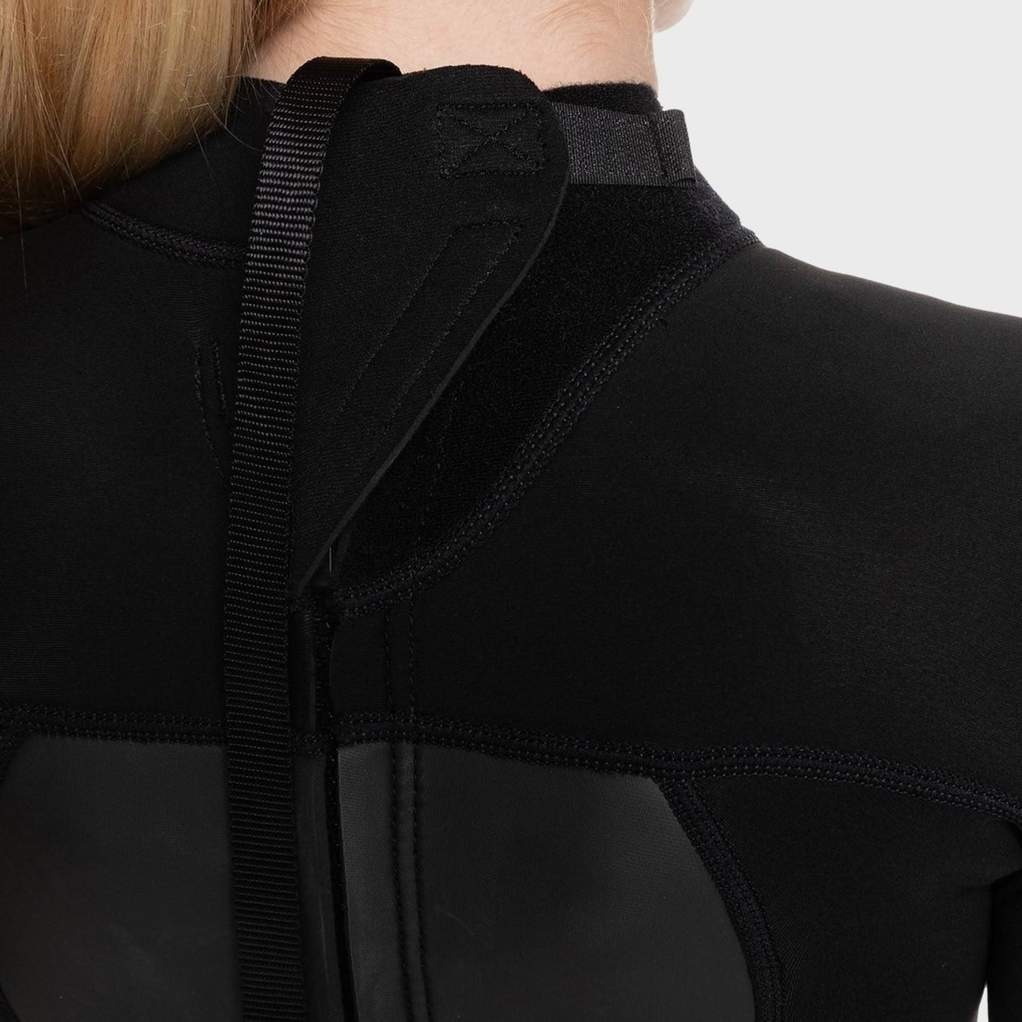 
                  
                    3/2mm Roxy Prologue Back Zip Black
                  
                