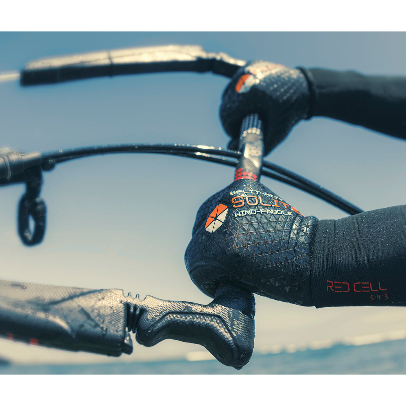
                  
                    Gloves 4/3mm Solite Wind/Paddle Split-Mitt: Effortless Grip for Longer Sessions
                  
                