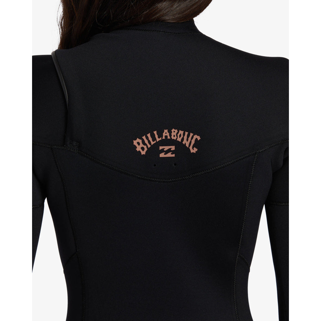 
                  
                    4/3 Women's Billabong Foil GBS Chest Zip Wetsuit **1-2 WEEKS 🚚**
                  
                