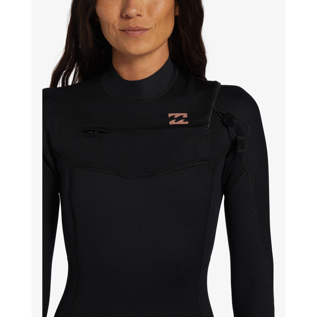
                  
                    4/3 Women's Billabong Foil GBS Chest Zip Wetsuit **1-2 WEEKS 🚚**
                  
                