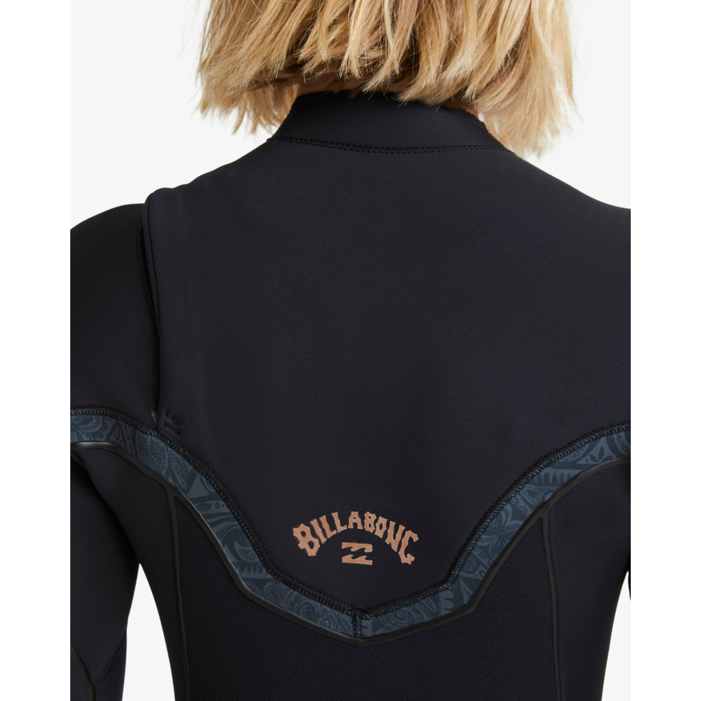 
                  
                    4/3mm Women’s Billabong Furnace Natural Chest Zip (Orange logo) - Surf Ontario
                  
                