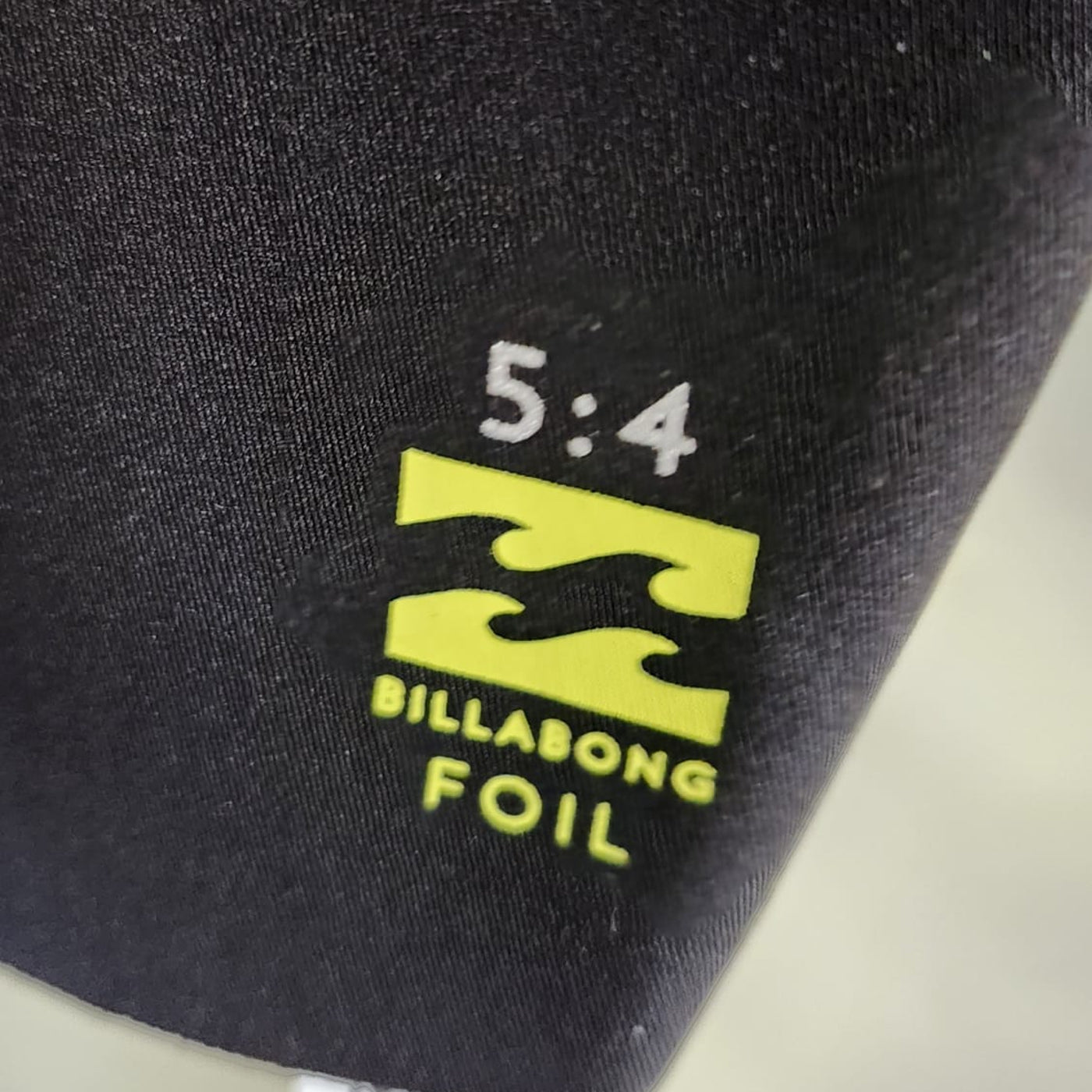 
                  
                    5/4 Women's Billabong Foil GBS Back Zip Wetsuit
                  
                