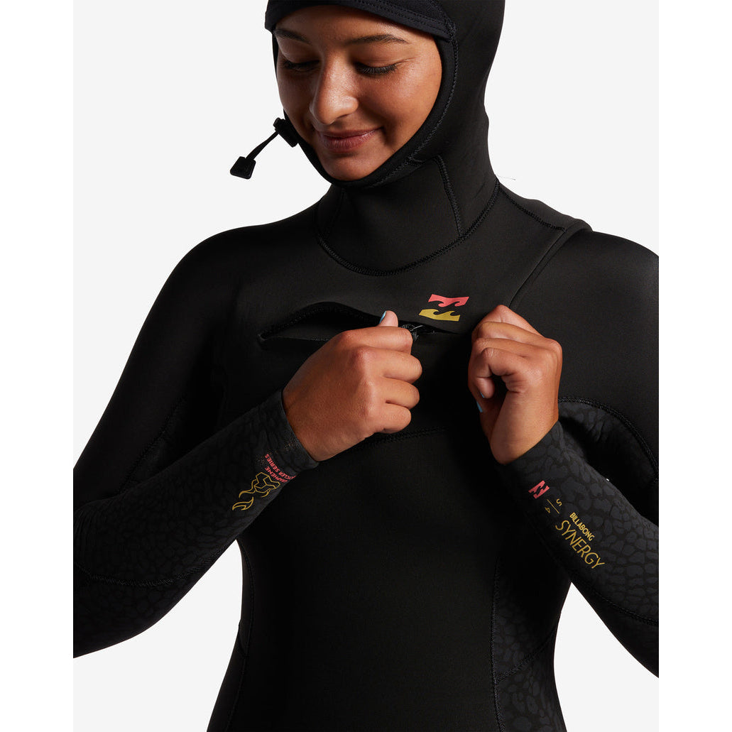 
                  
                    5/4mm Women’s Billabong Synergy Hooded Chest Zip Full Wetsuit -  WILD BLACK - BKYH6
                  
                