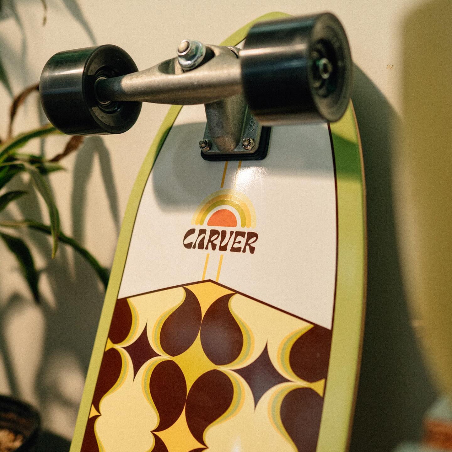 
                  
                    Carver - 28‘’ Snapper Surfskate CX
                  
                