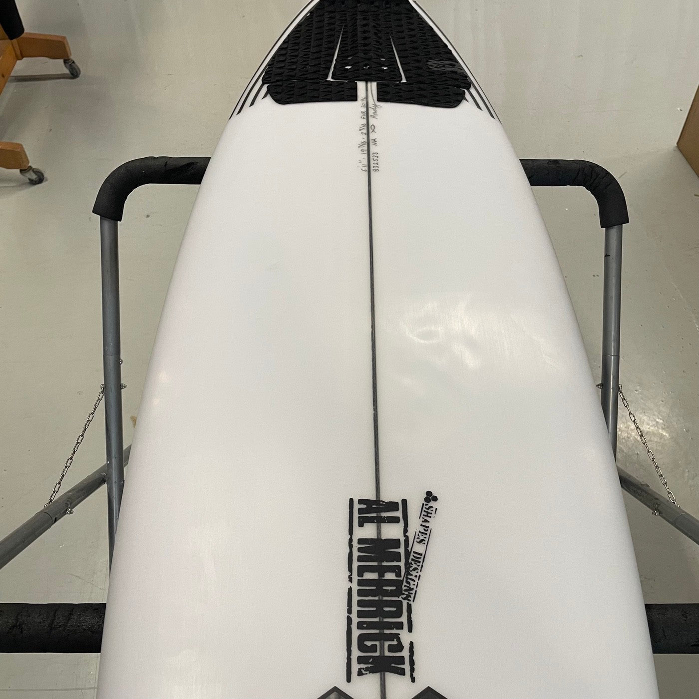 
                  
                    Channel Islands Fever 5'11 PU Futures 3 fin USED*
                  
                