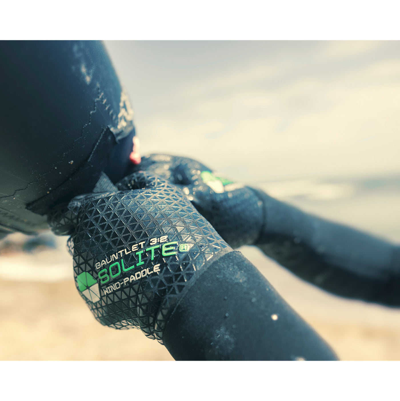 
                  
                    Gloves 3/2mm Solite Wind/Paddle Gauntlet Glove: Effortless Grip and Zero Arm-Pump
                  
                