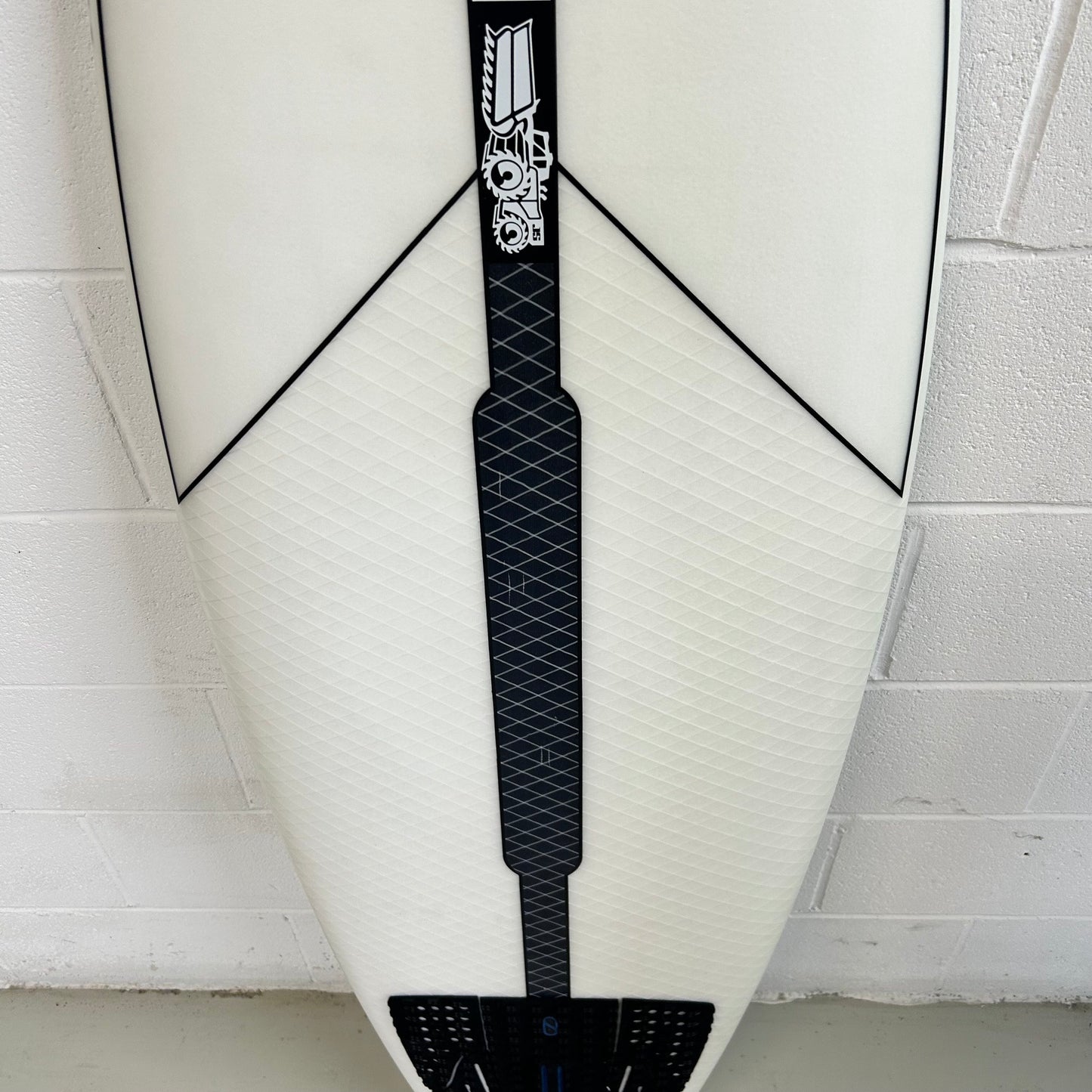 
                  
                    JS Industries - Sub Xero 5'8 HYFI 3.0 Futures X5 Fins - USED* 🏷️
                  
                
