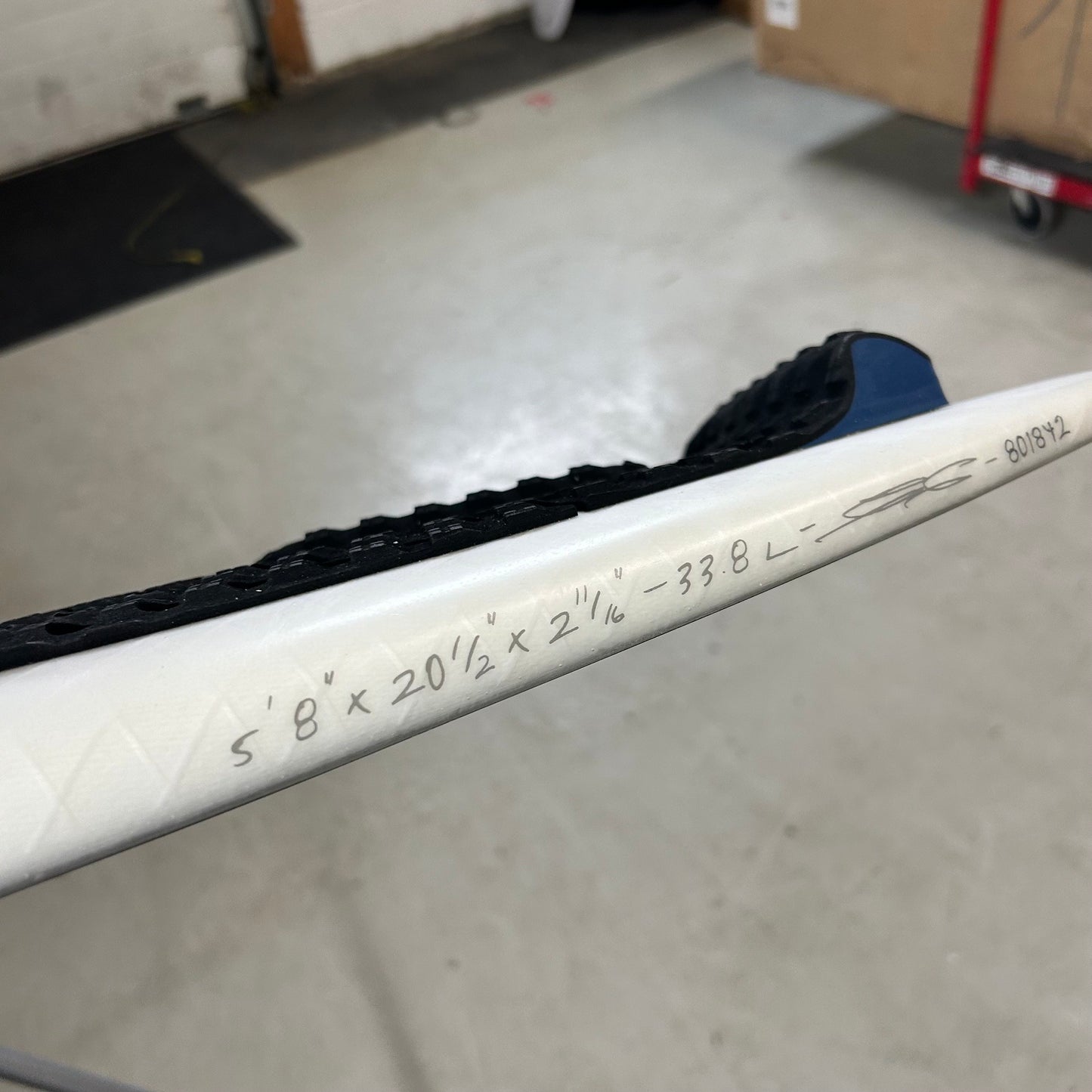 
                  
                    JS Industries - Sub Xero 5'8 HYFI 3.0 Futures X5 Fins - USED* 🏷️
                  
                