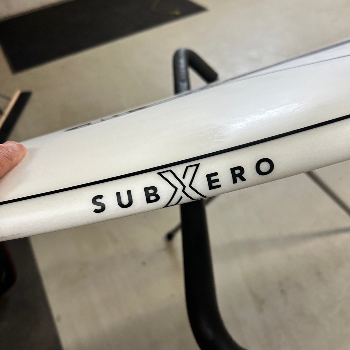 
                  
                    JS Industries - Sub Xero 5'8 HYFI 3.0 Futures X5 Fins - USED* 🏷️
                  
                
