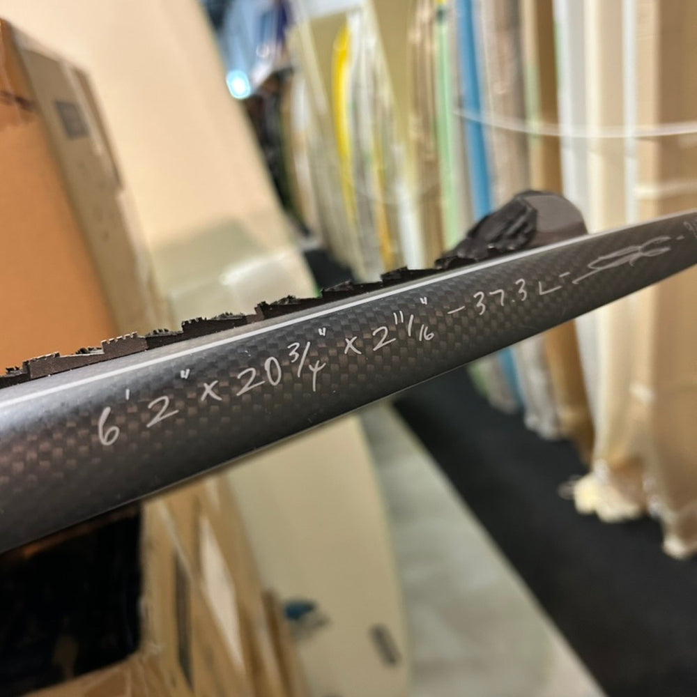 
                  
                    JS Industries - Xero Fusion 6'2 CARBOTUNE 3.0 Futures 5 fin - USED*
                  
                