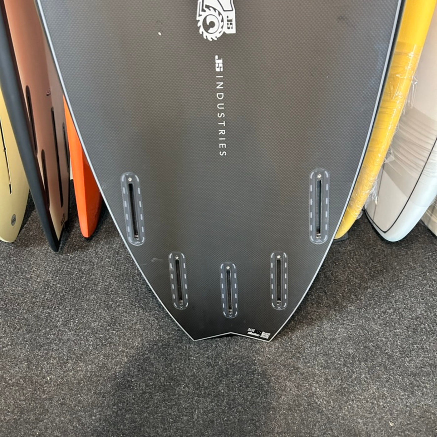 
                  
                    JS Industries - Xero Fusion 6'2 CARBOTUNE 3.0 Futures 5 fin - USED*
                  
                