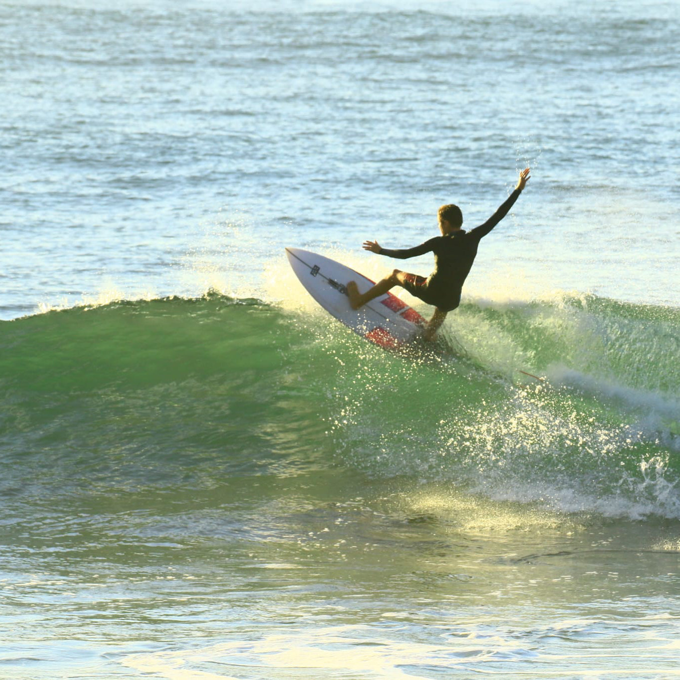 
                  
                    JS Industries - Xero Gravity 5'11 Carbotune Squash Tail 3 fin Futures - USED* 🏷️
                  
                