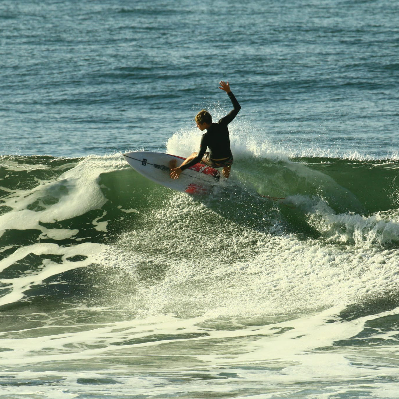 
                  
                    JS Industries - Xero Gravity 5'11 Carbotune Squash Tail 3 fin Futures - USED* 🏷️
                  
                