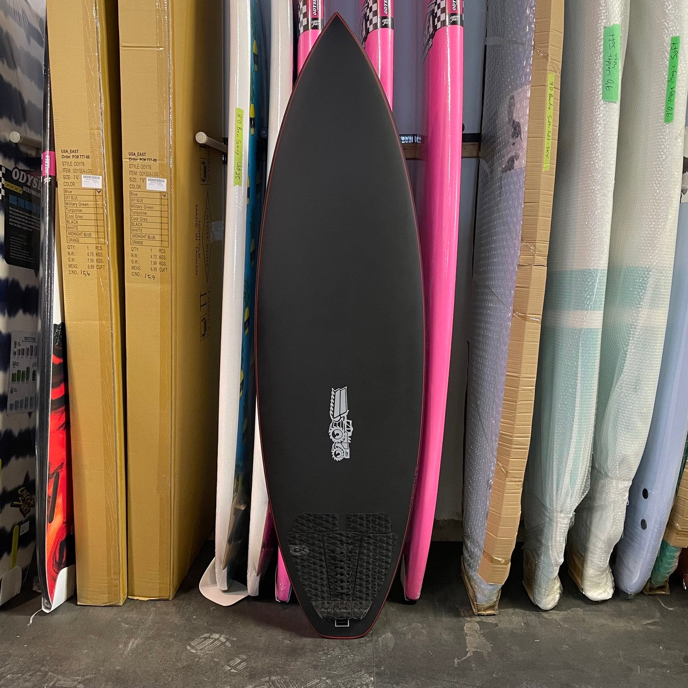 JS Industries - Xero Gravity 5'11 Carbotune Squash Tail 3 fin Futures - USED* 🏷️ - Surf Ontario
