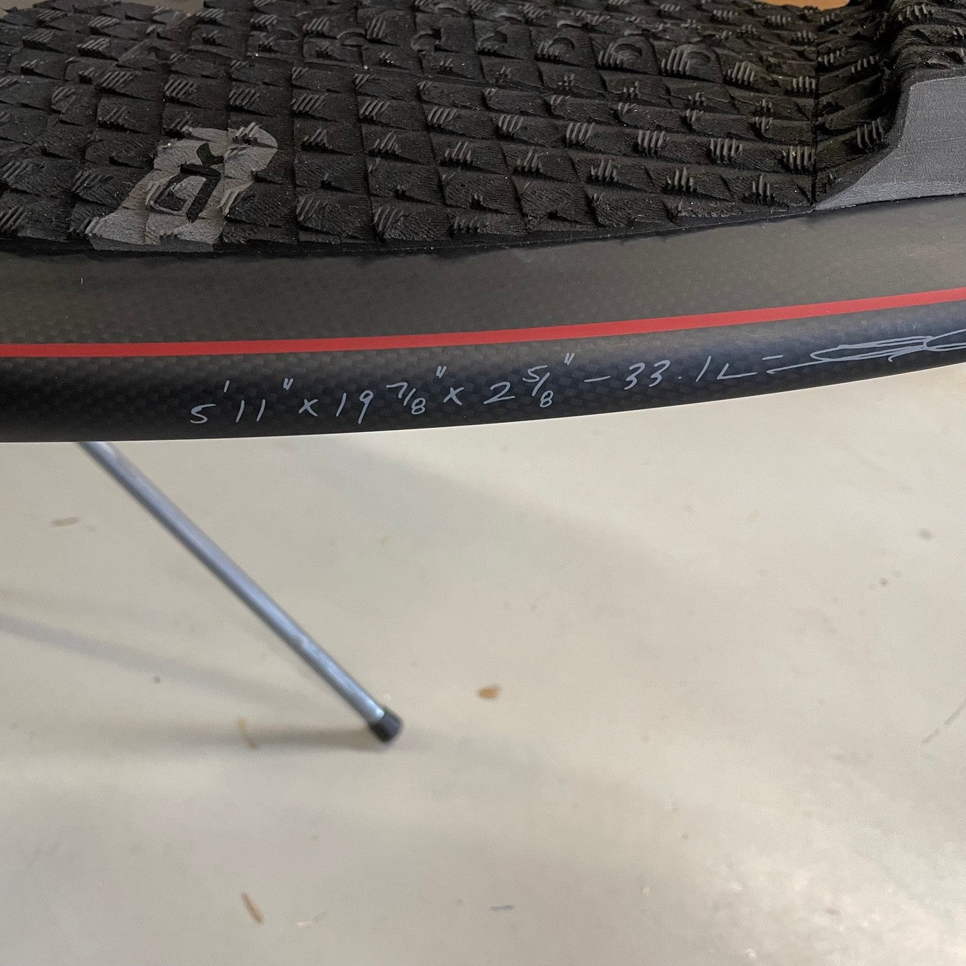 
                  
                    JS Industries - Xero Gravity 5'11 Carbotune Squash Tail 3 fin Futures - USED* 🏷️ - Surf Ontario
                  
                