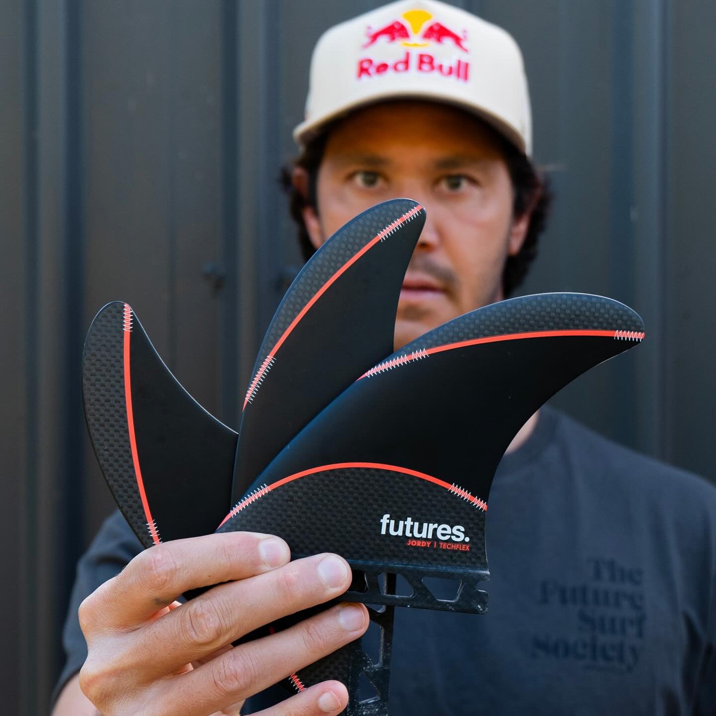 
                  
                    Futures - THRUSTER - Jordy Signature Techflex (L) Black/Red
                  
                