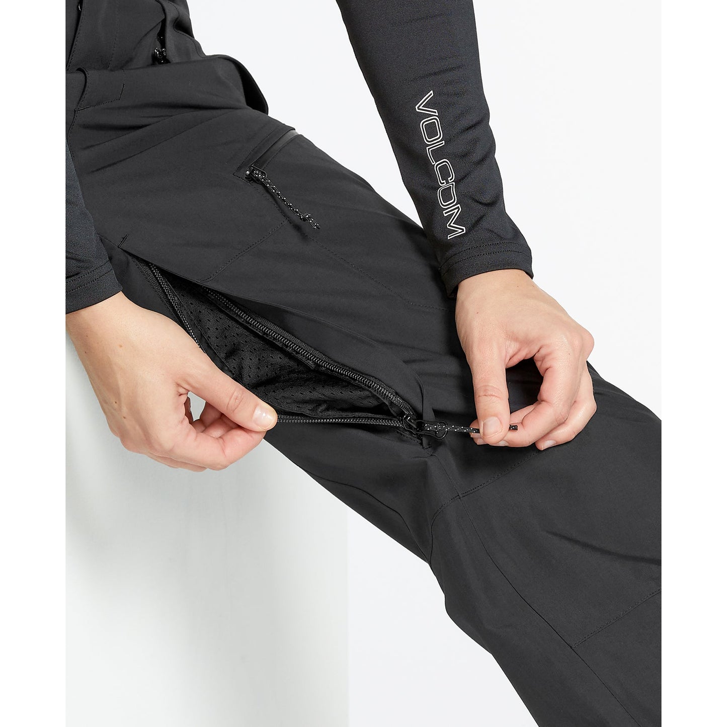 
                  
                    Snowpants - Women's Volcom Stone Mica 20K Pants - Surf Ontario
                  
                