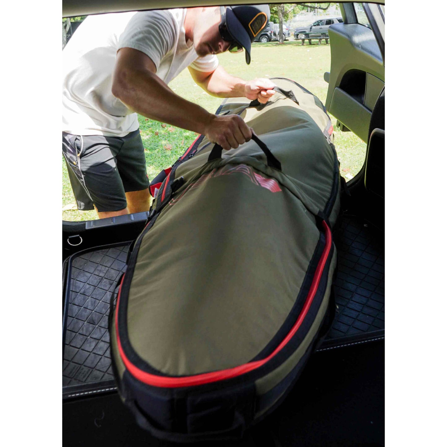 
                  
                    Veia Bag - Explorer 2 Board MidLength Travel Bag - Squadron
                  
                