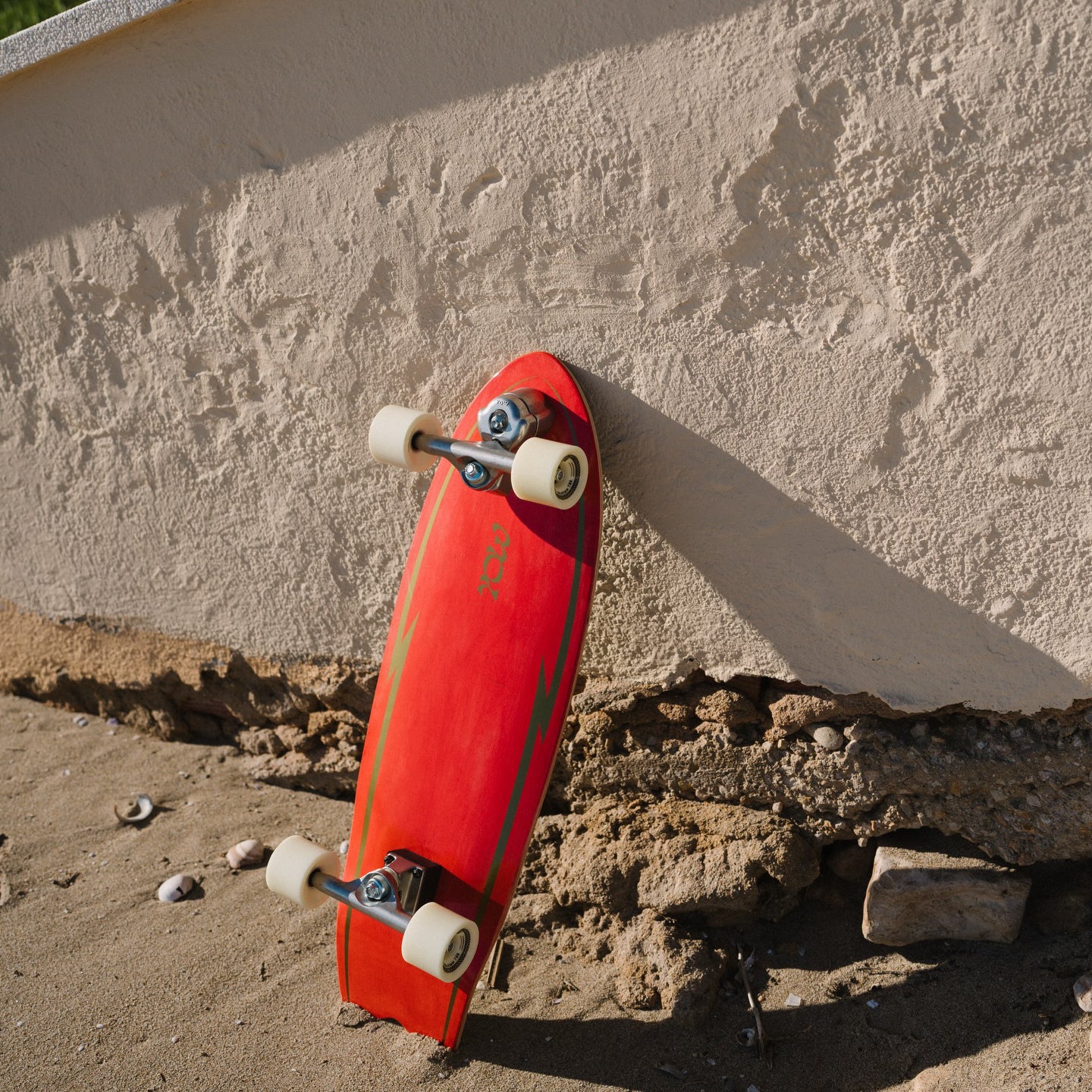 
                  
                    YOW Pipe 32" - Power Surfing Series Surfskate
                  
                