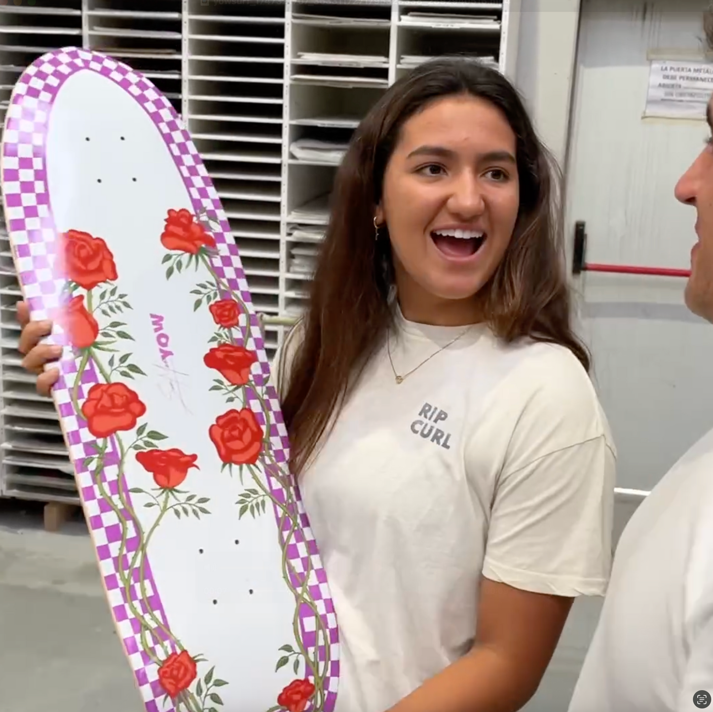 
                  
                    YOW Sophia Medina Roses 33" - High Performance Series Surfskate
                  
                